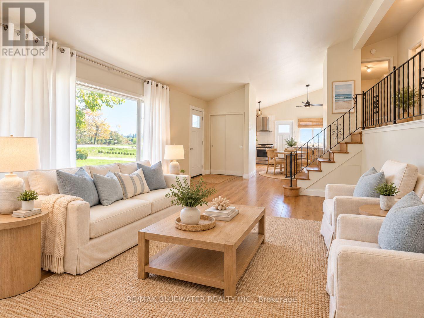 71251 Bluewater Highway Property Photo 4