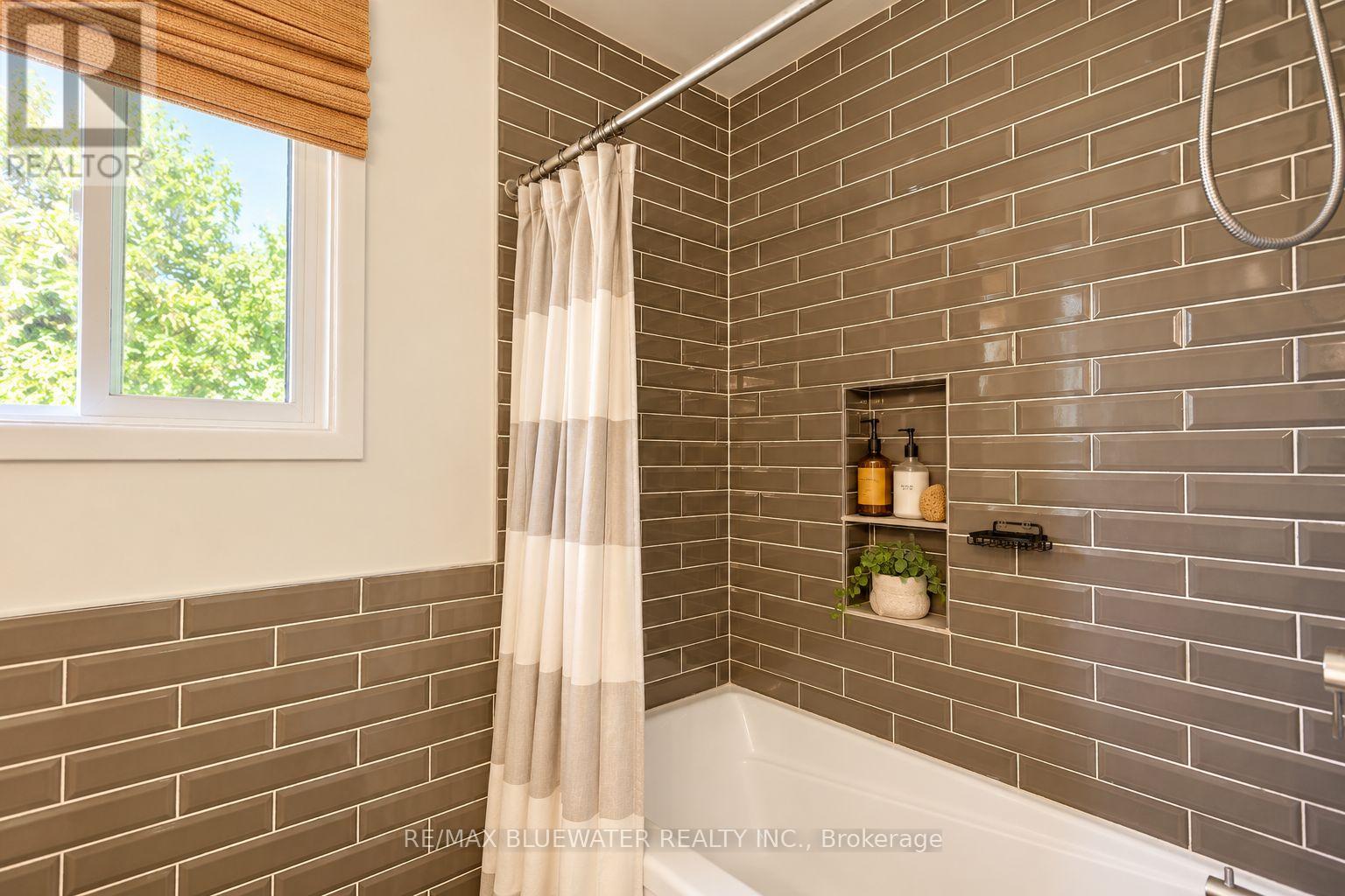 71251 Bluewater Highway Property Photo 26