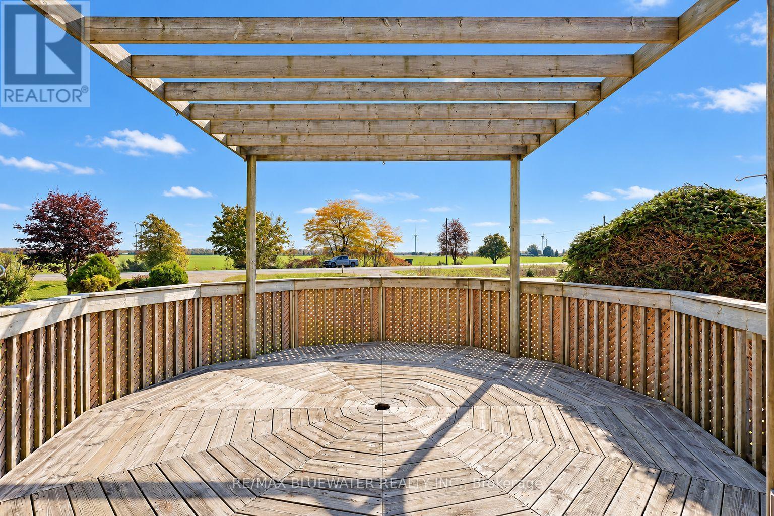 71251 Bluewater Highway Property Photo 37