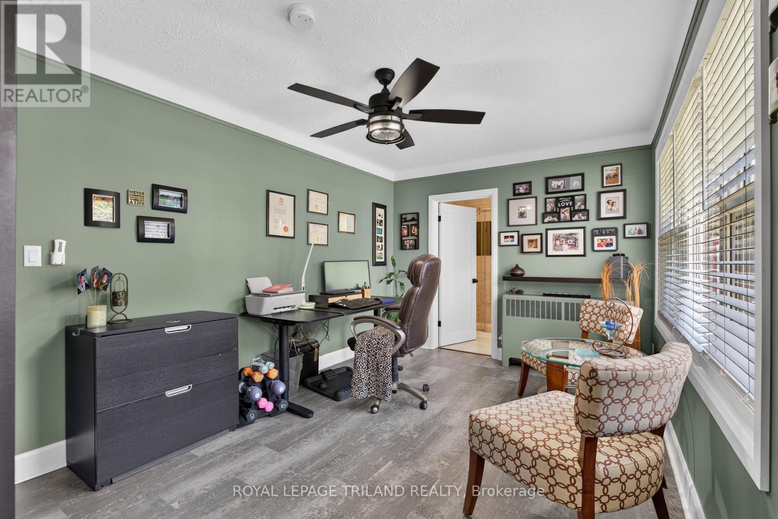 696 Queen Street Property Photo 19