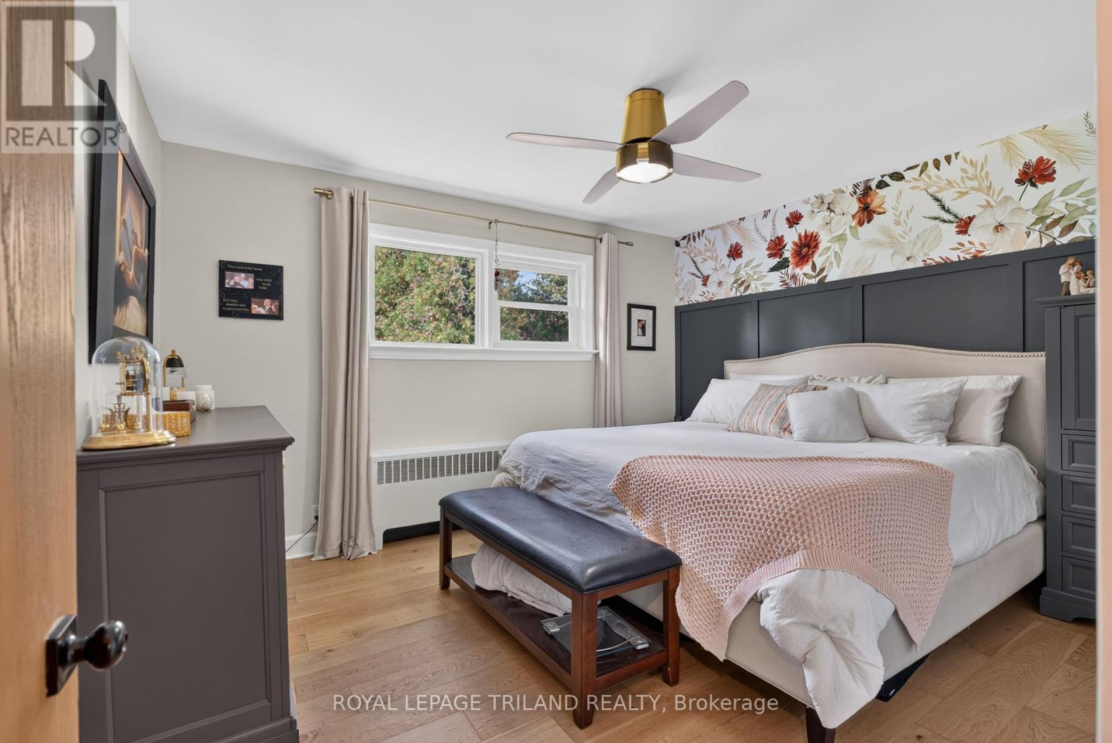 696 Queen Street Property Photo 26