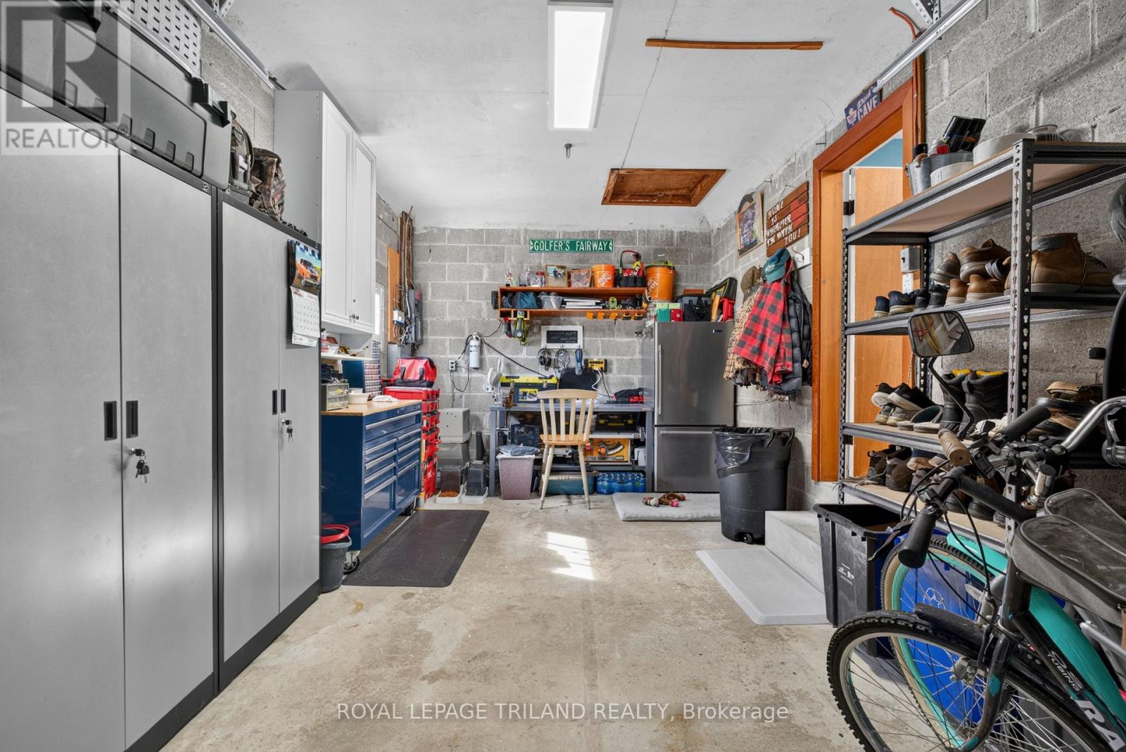 696 Queen Street Property Photo 31