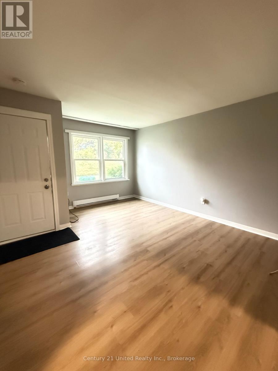 A - 1269 Clonsilla Avenue Property Photo 3