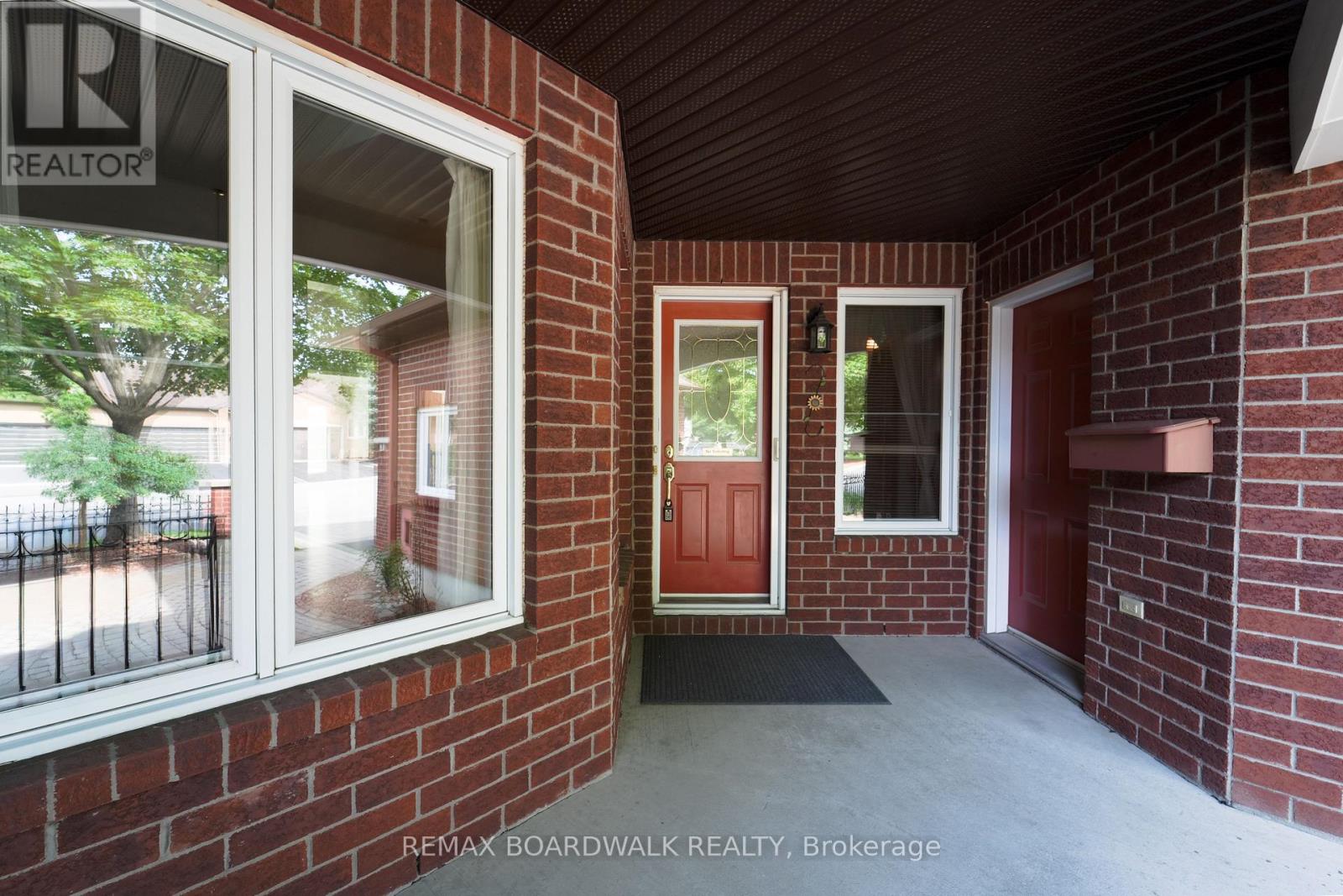3 Coulson Court Property Photo 4