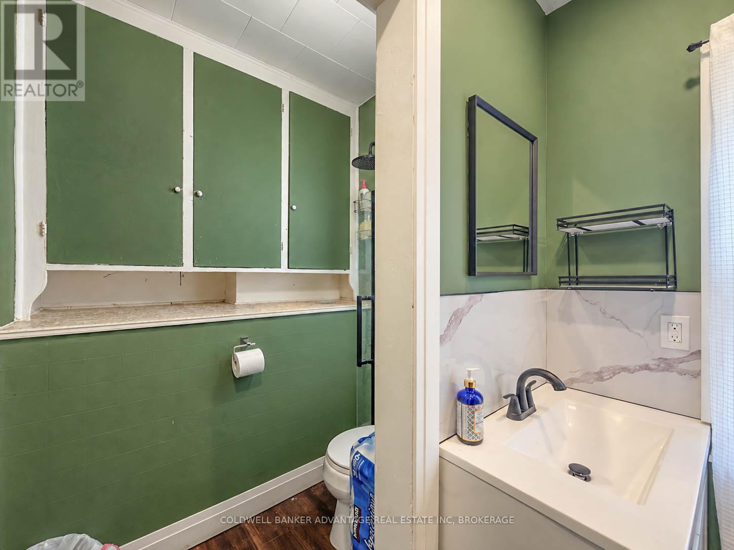 125 Omer Avenue Property Photo 13