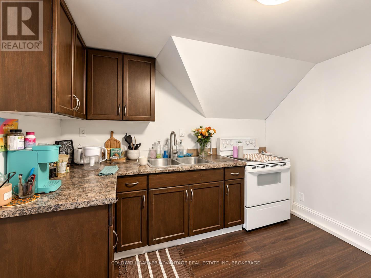 125 Omer Avenue Property Photo 21