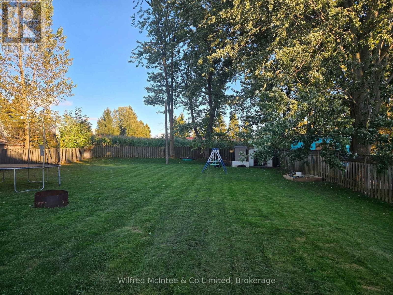 131 Clyde Street Property Photo 9
