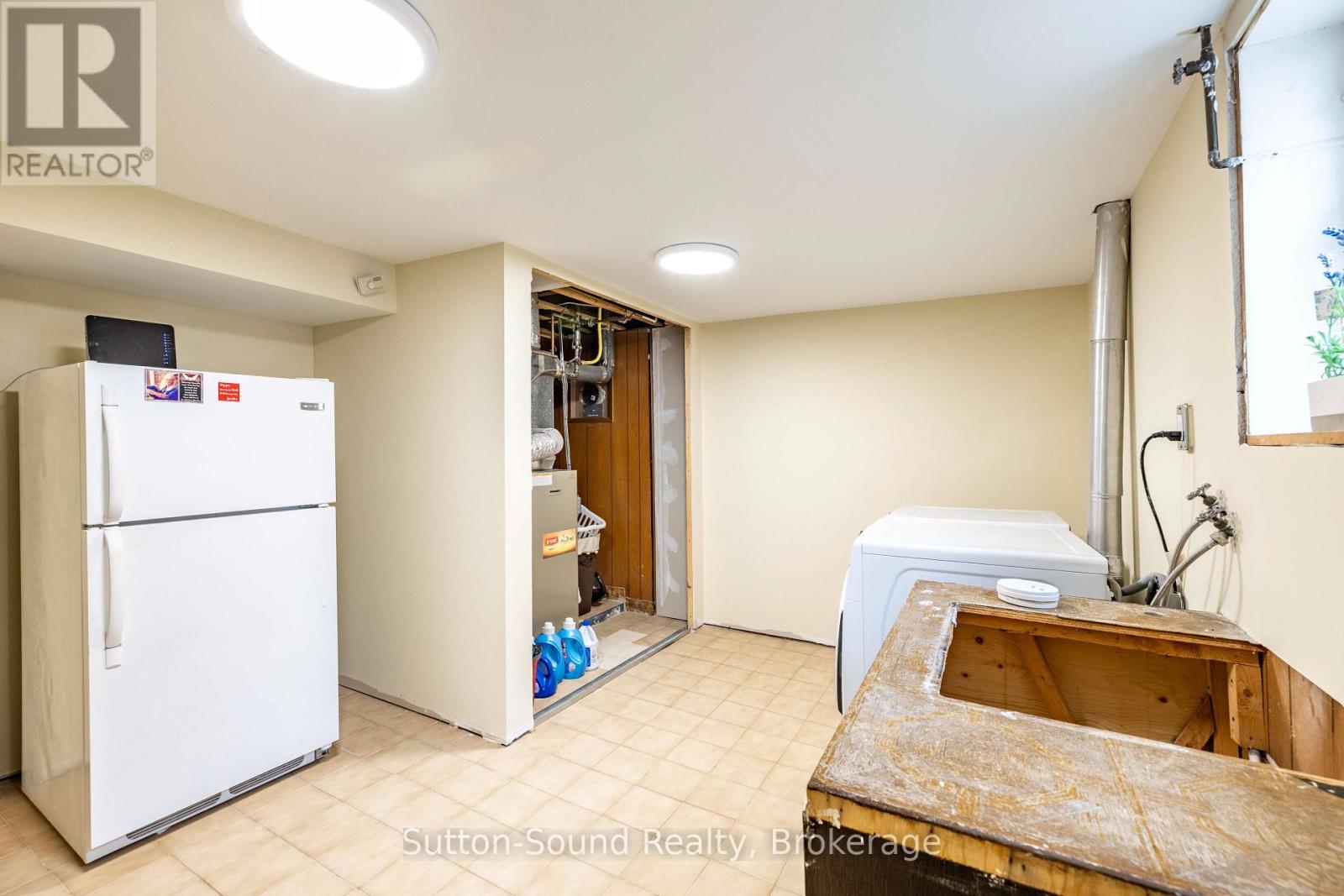 850 8th Avenue E Property Photo 23