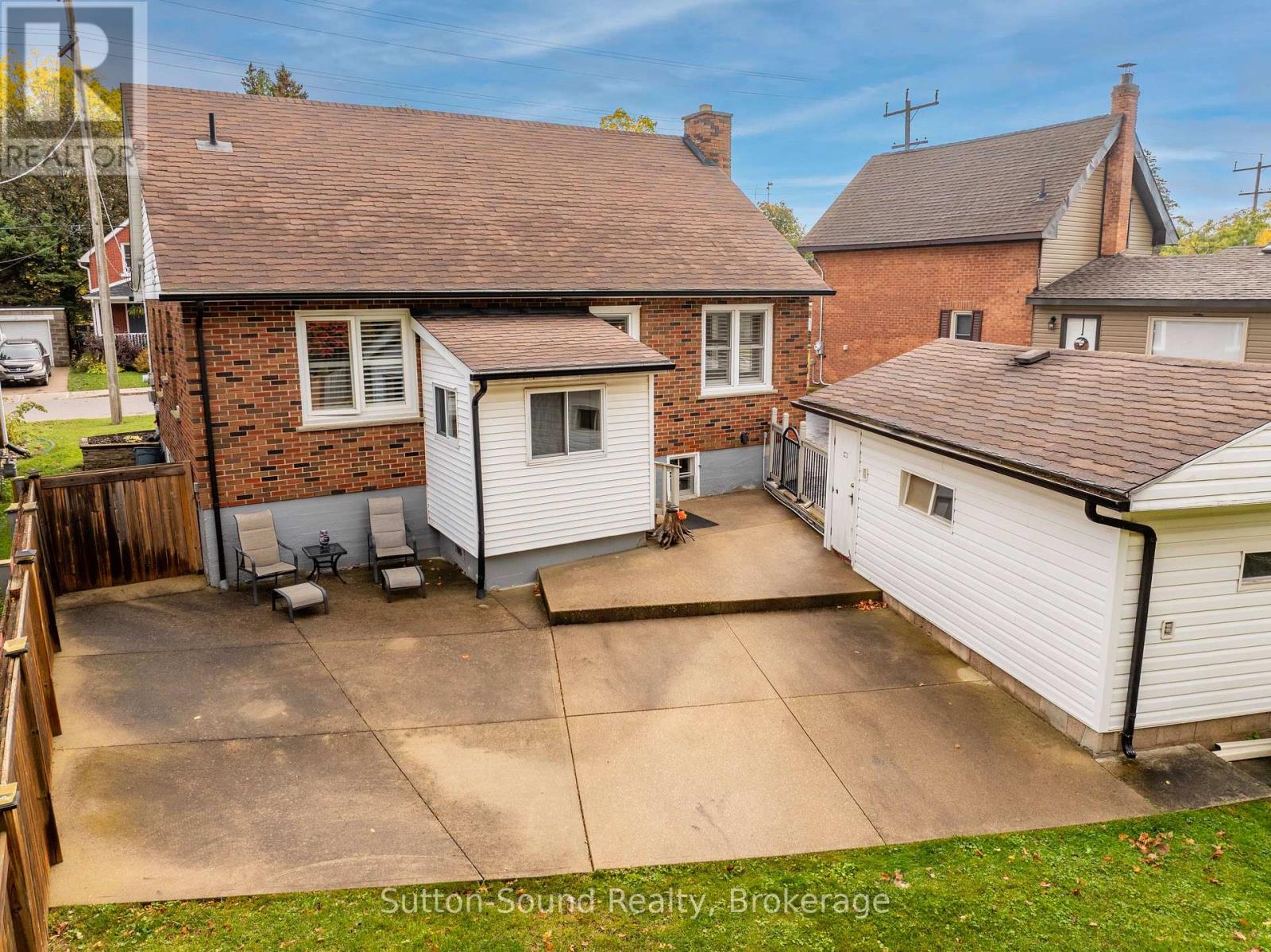 850 8th Avenue E Property Photo 29