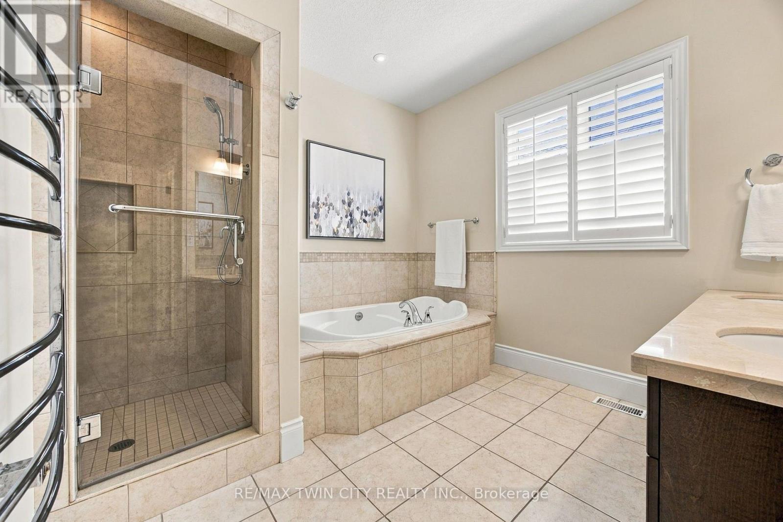 209 Longview Crescent Property Photo 21