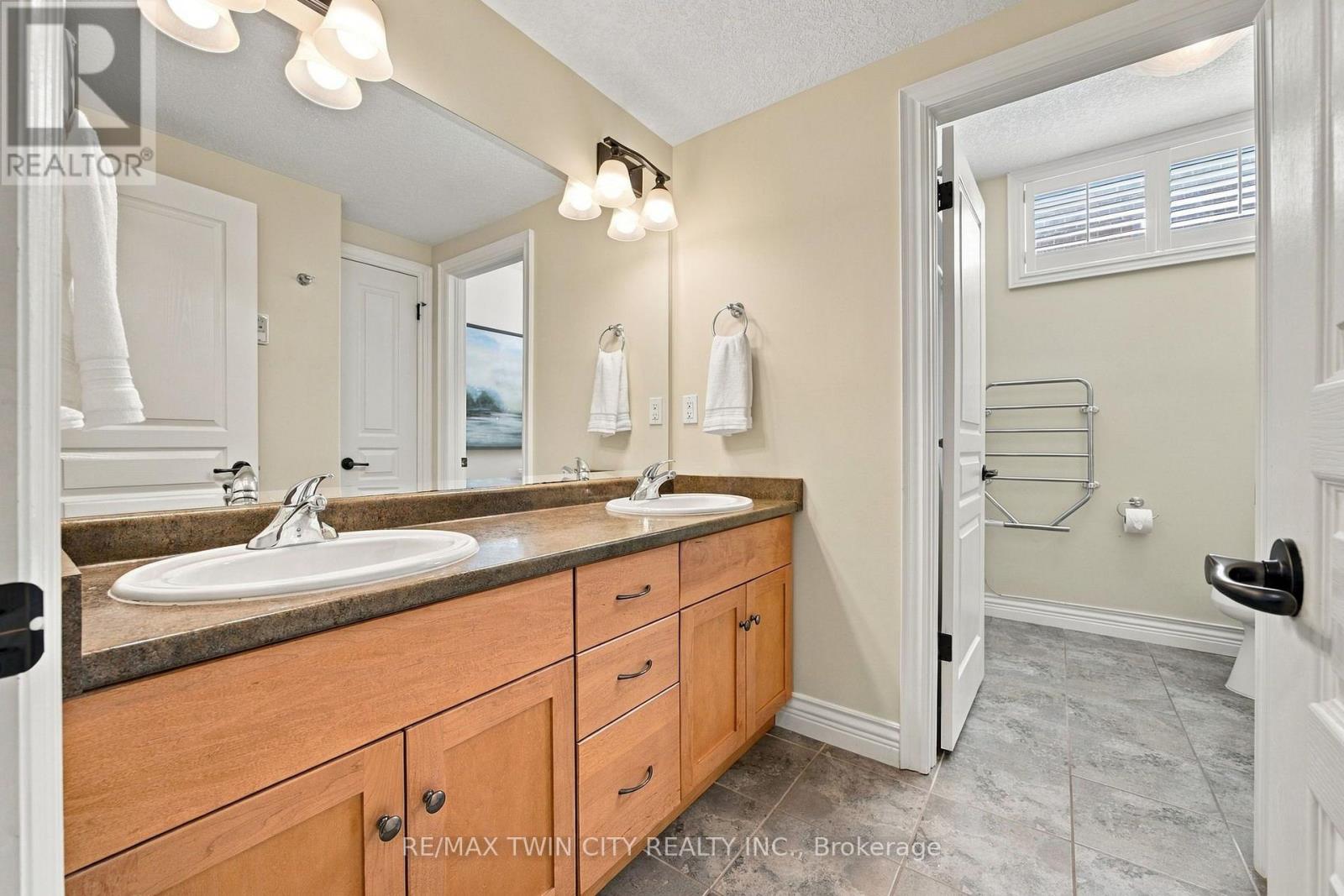 209 Longview Crescent Property Photo 27