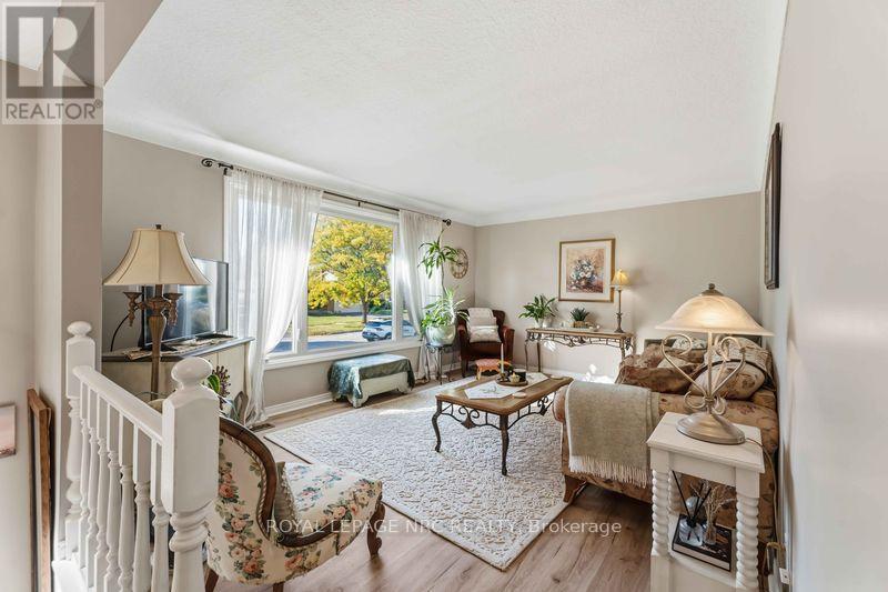 22 Jennifer Court Property Photo 4