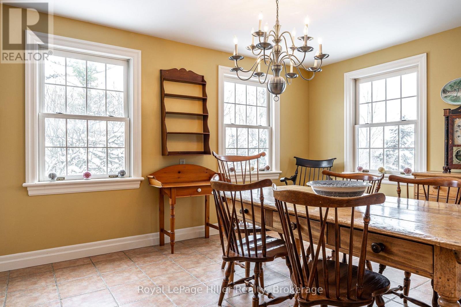 530 Holmes Street Property Photo 18