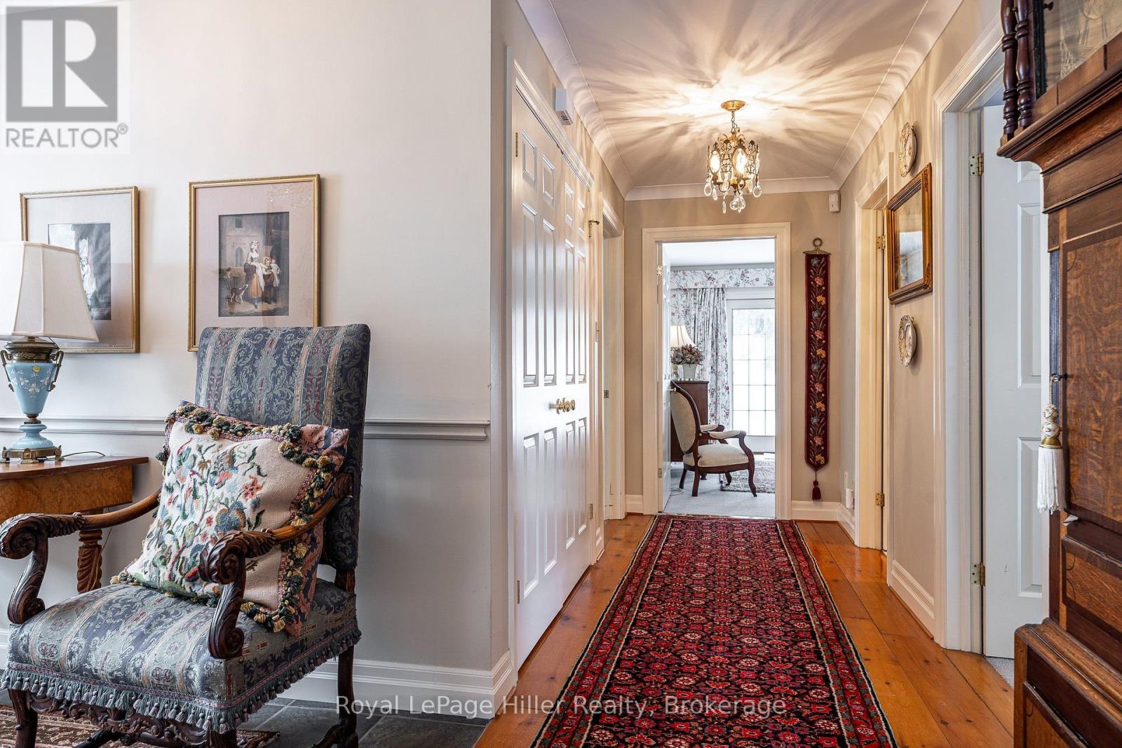 530 Holmes Street Property Photo 24