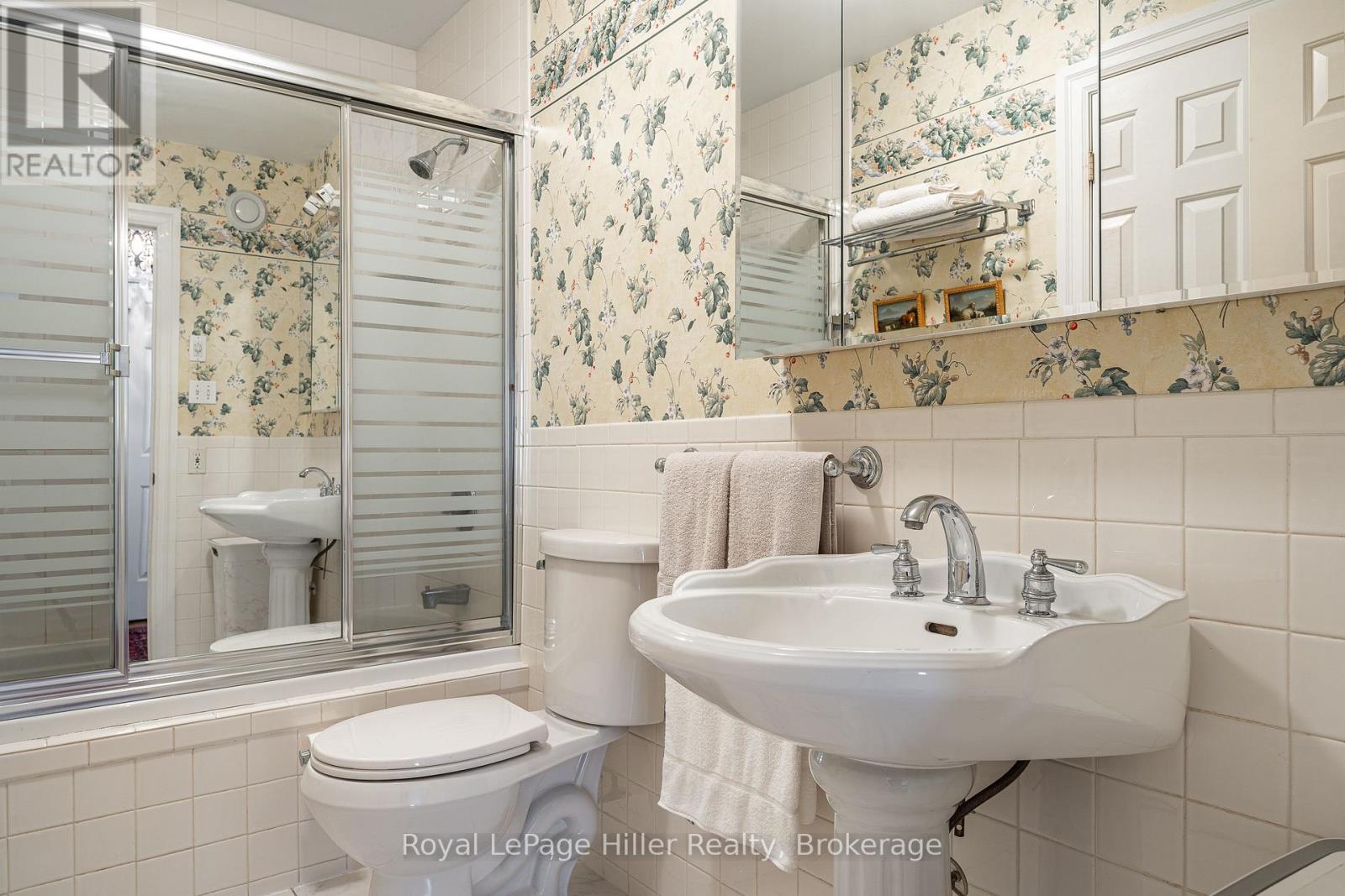 530 Holmes Street Property Photo 26