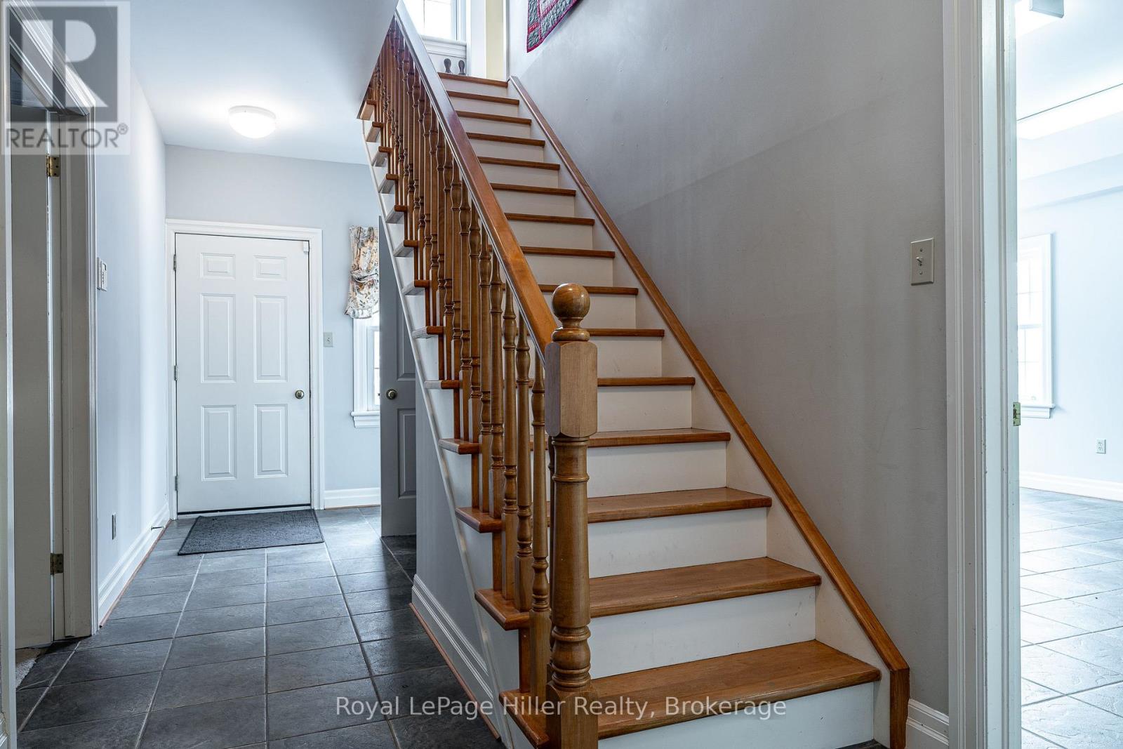 530 Holmes Street Property Photo 42