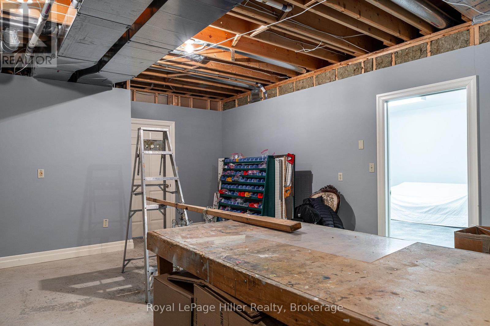 530 Holmes Street Property Photo 47