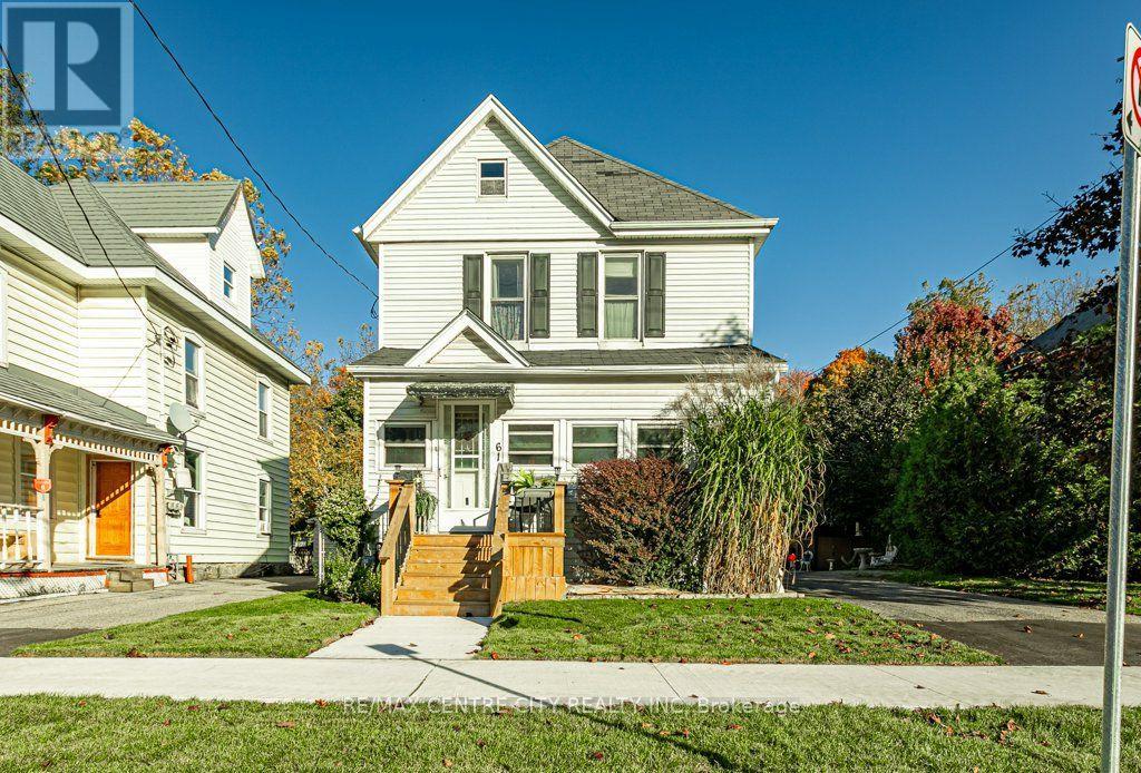 61 Alma Street Property Photo 1