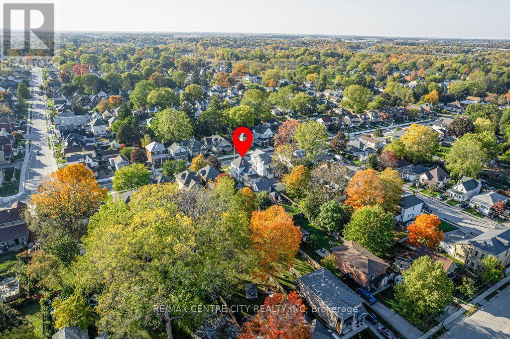 61 Alma Street Property Photo 34