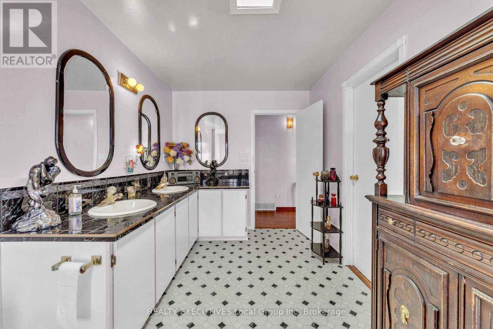 1702 South Shore Road Property Photo 33