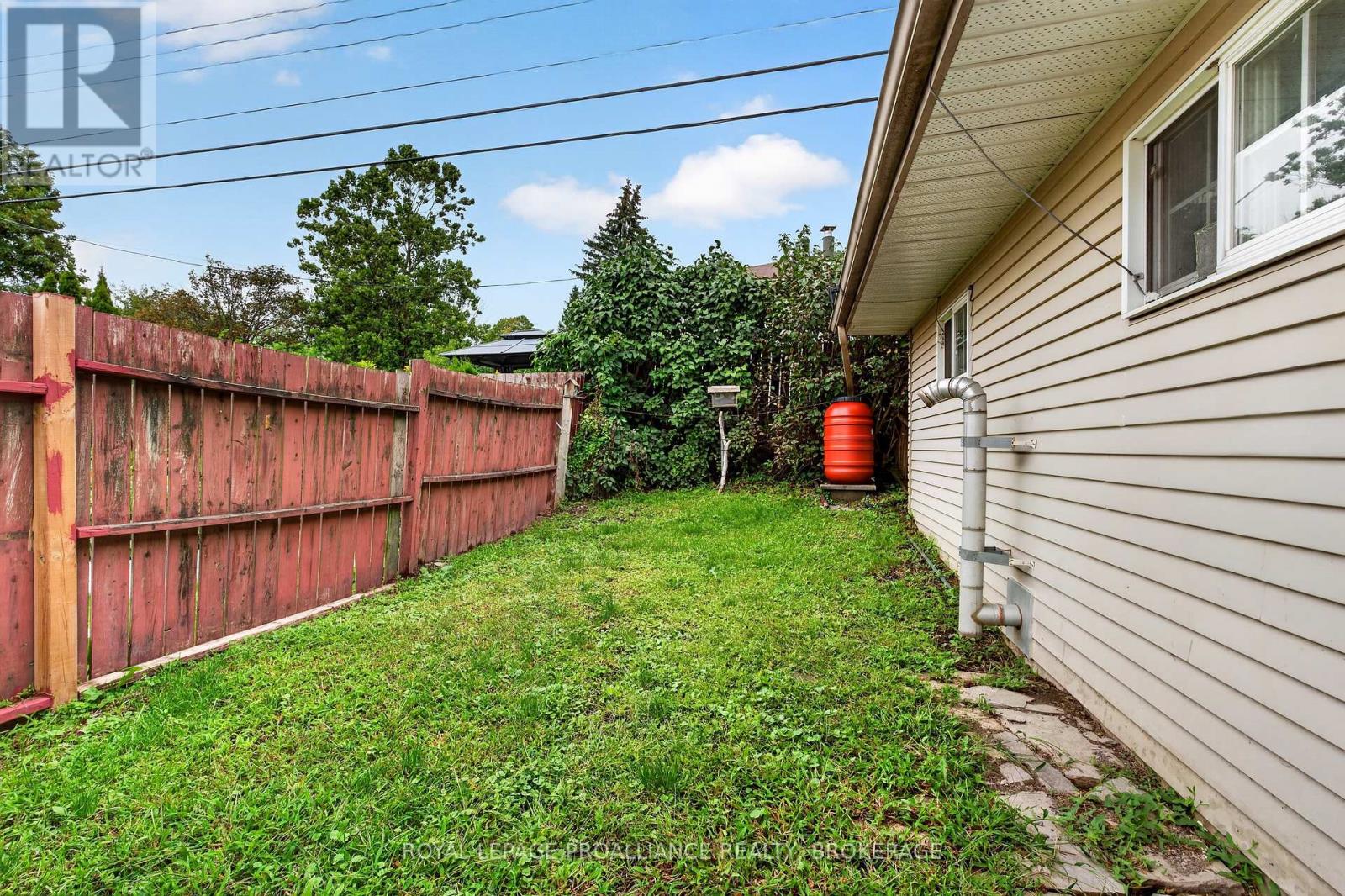 2 Virginia Street Property Photo 23