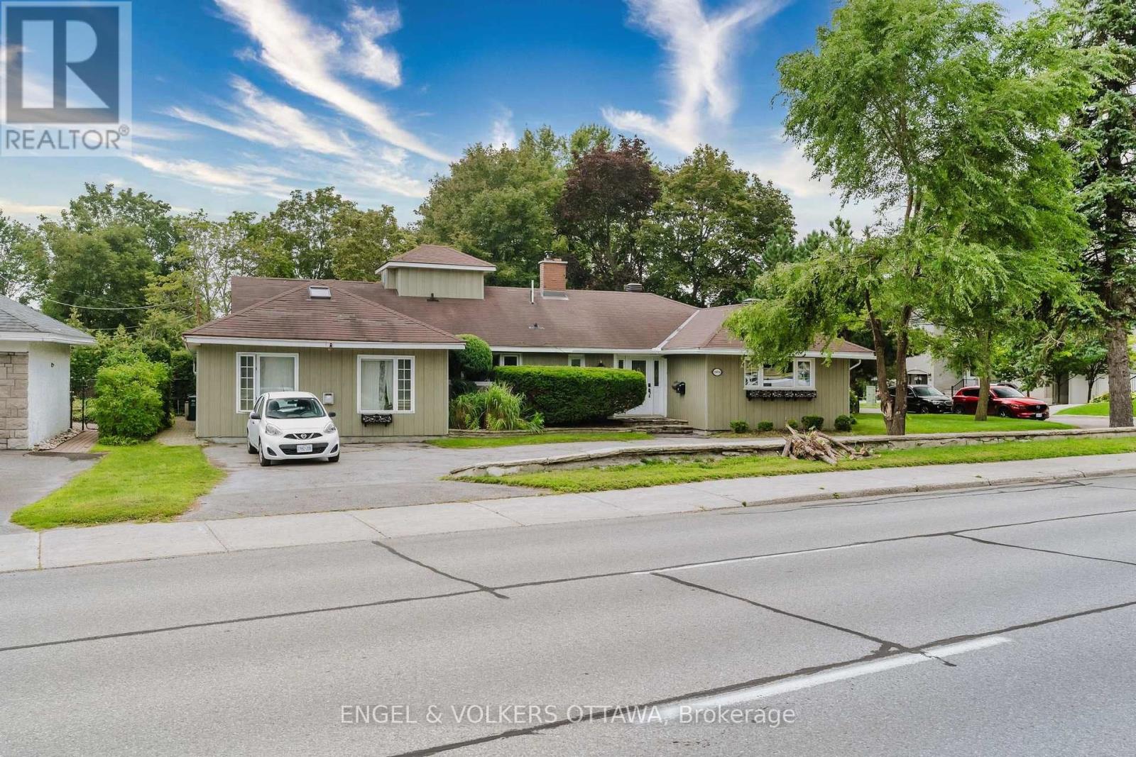 1994 Carling Avenue Property Photo 2