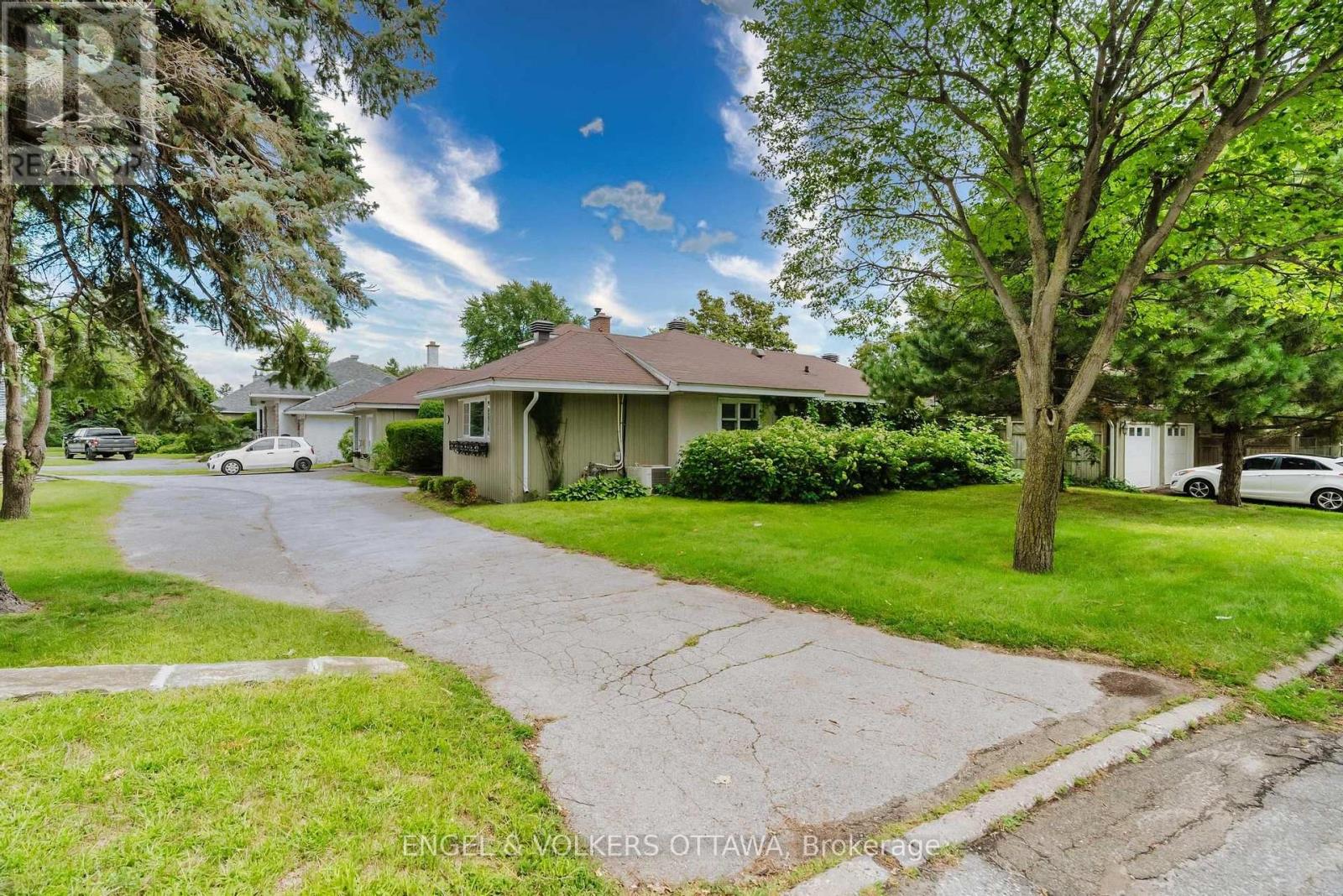 1994 Carling Avenue Property Photo 45