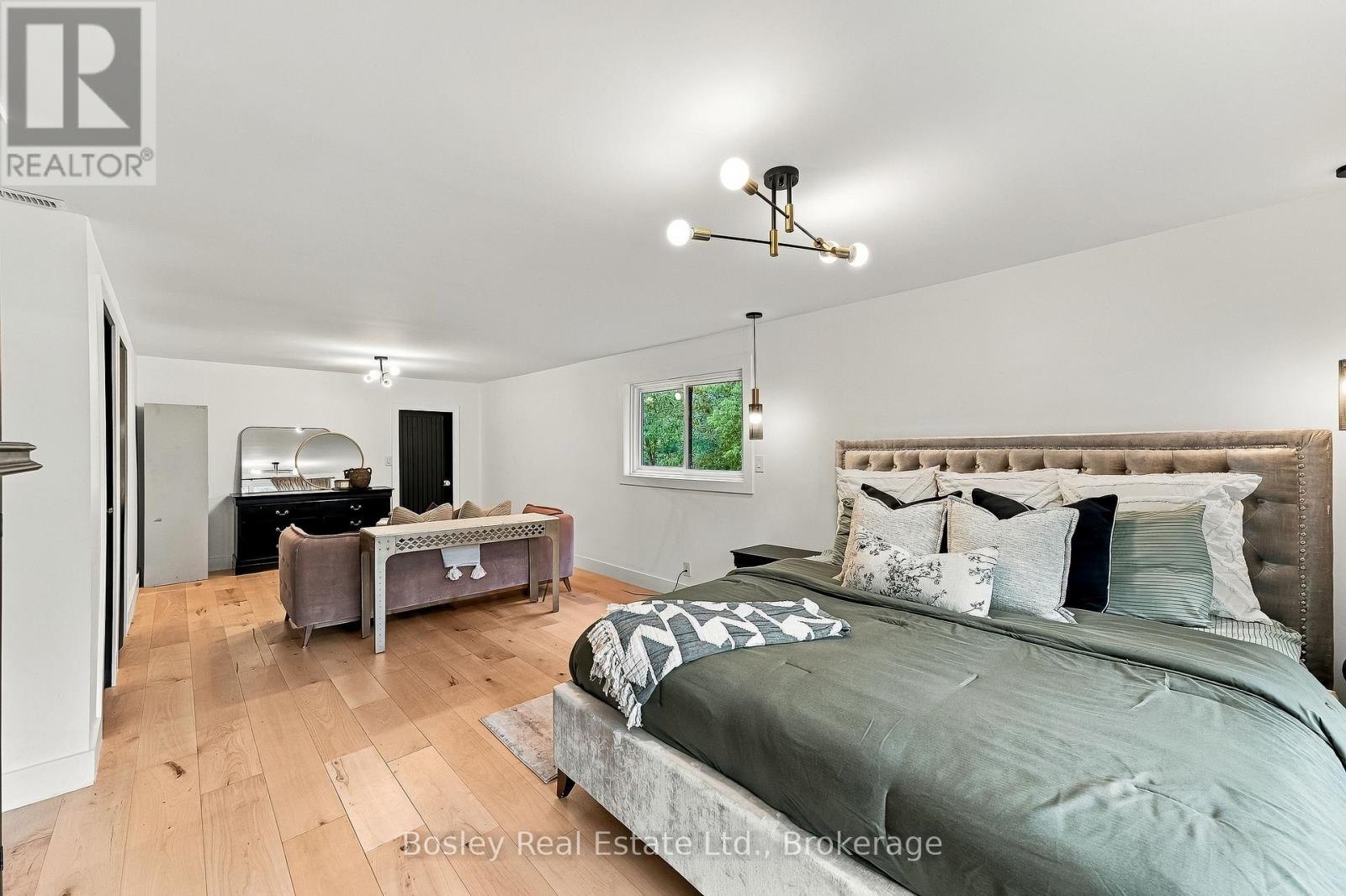 329 White Street Property Photo 19