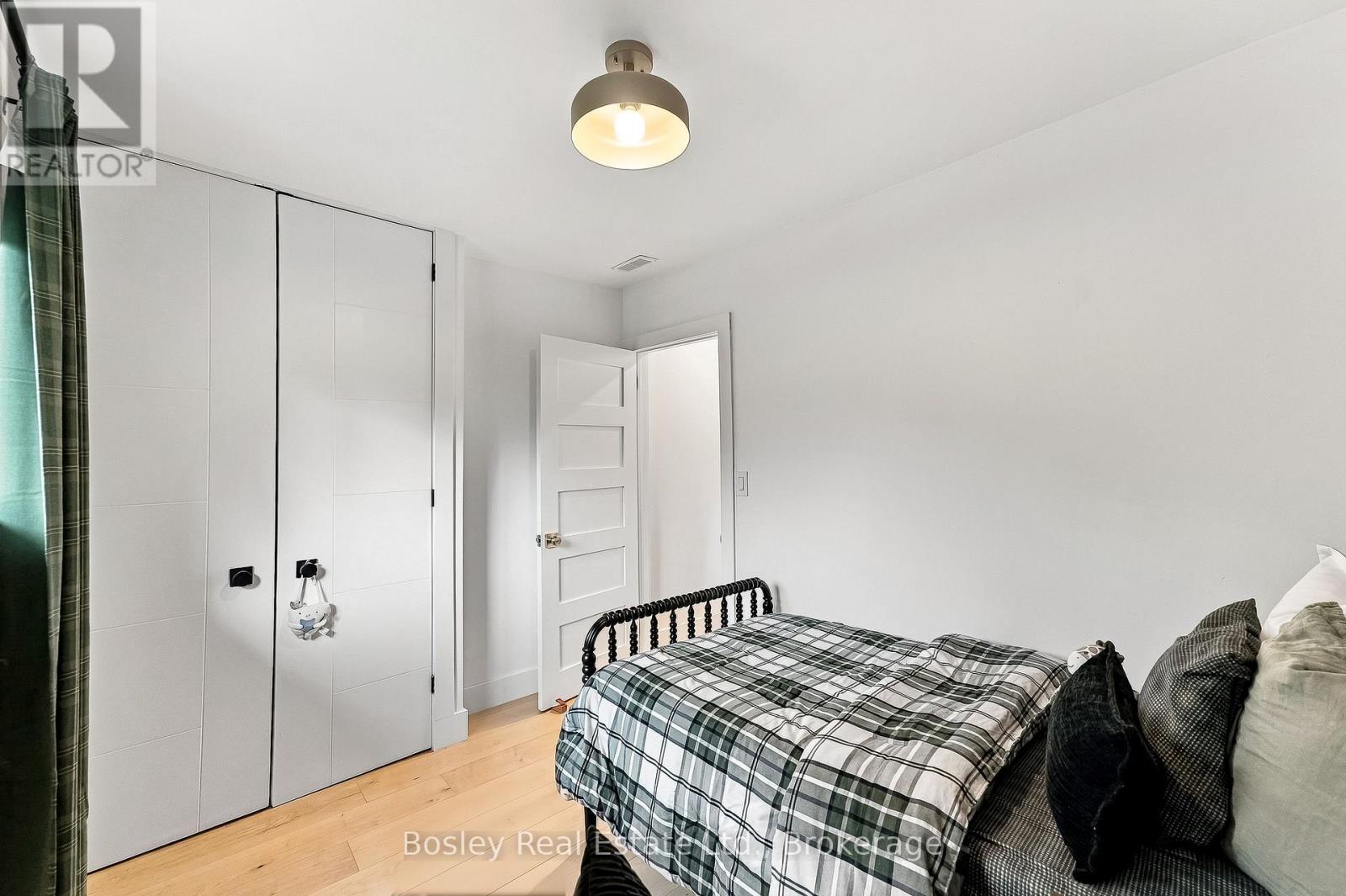 329 White Street Property Photo 29