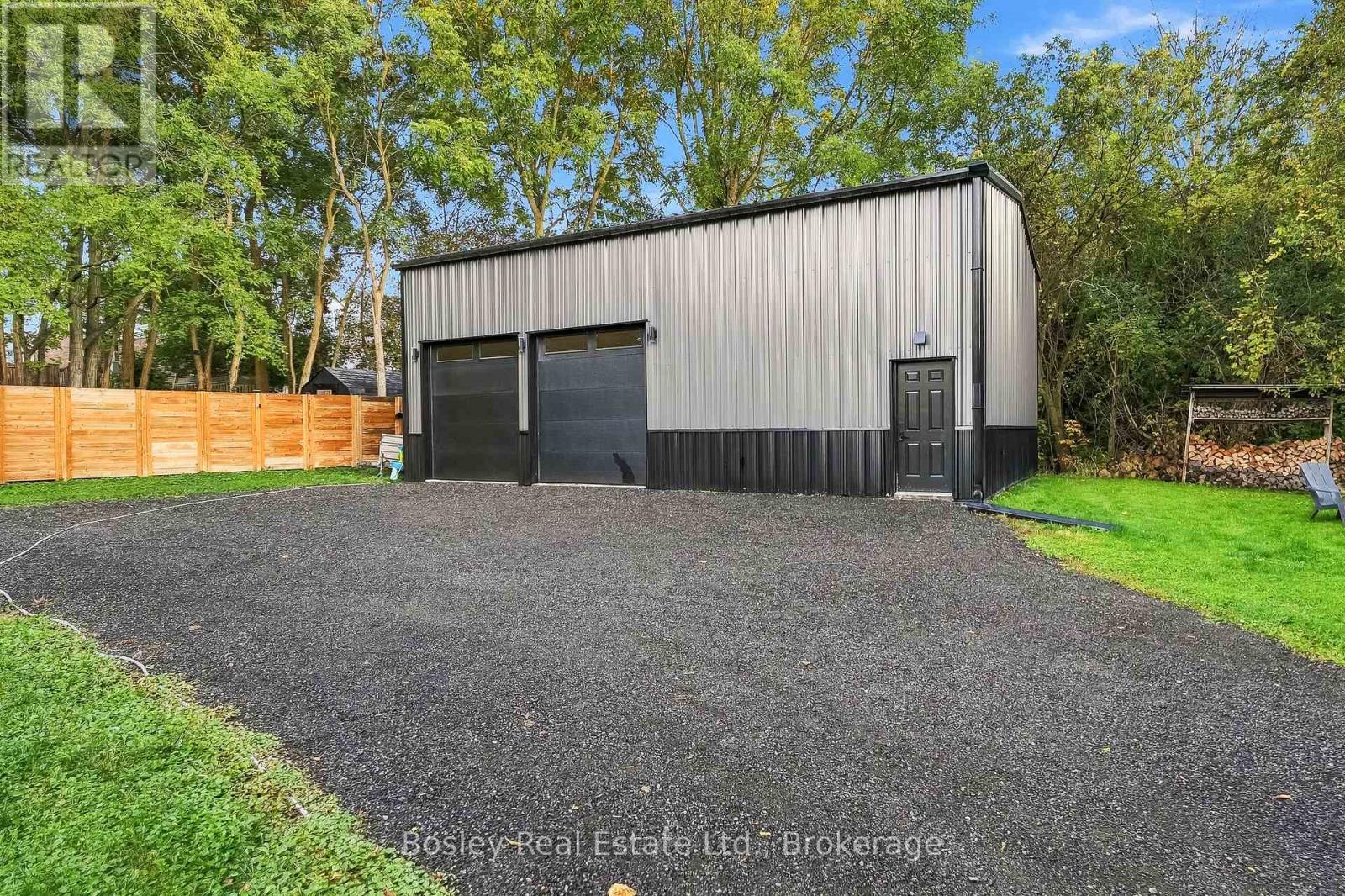 329 White Street Property Photo 42