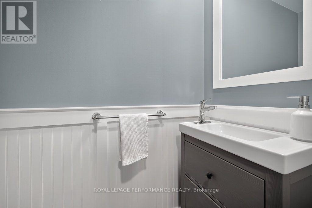 2 - 251 Bruyere Street Property Photo 22