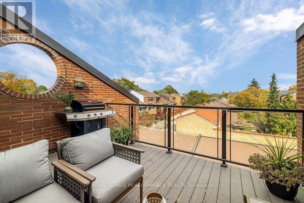 2 - 251 Bruyere Street Property Photo 37