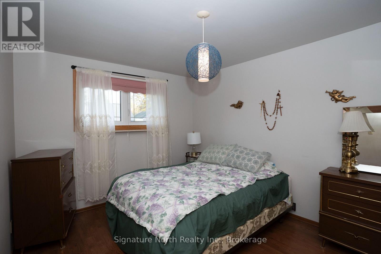 615 Hollylane Street Property Photo 22