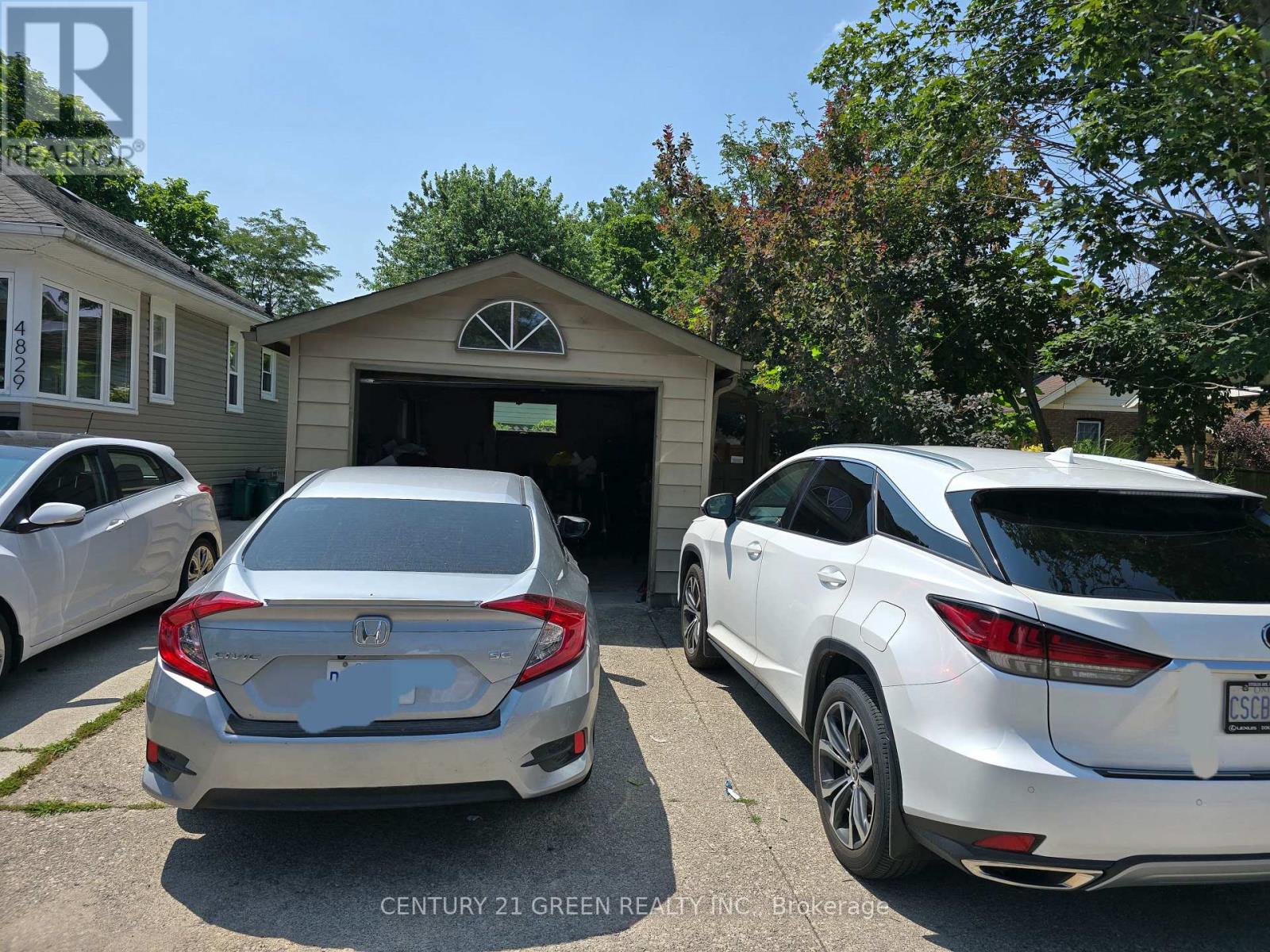 5166 Morrison Street Property Photo 2