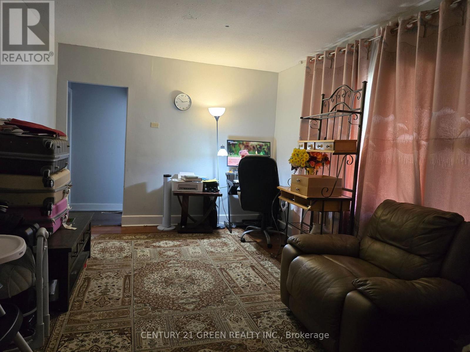 5166 Morrison Street Property Photo 9