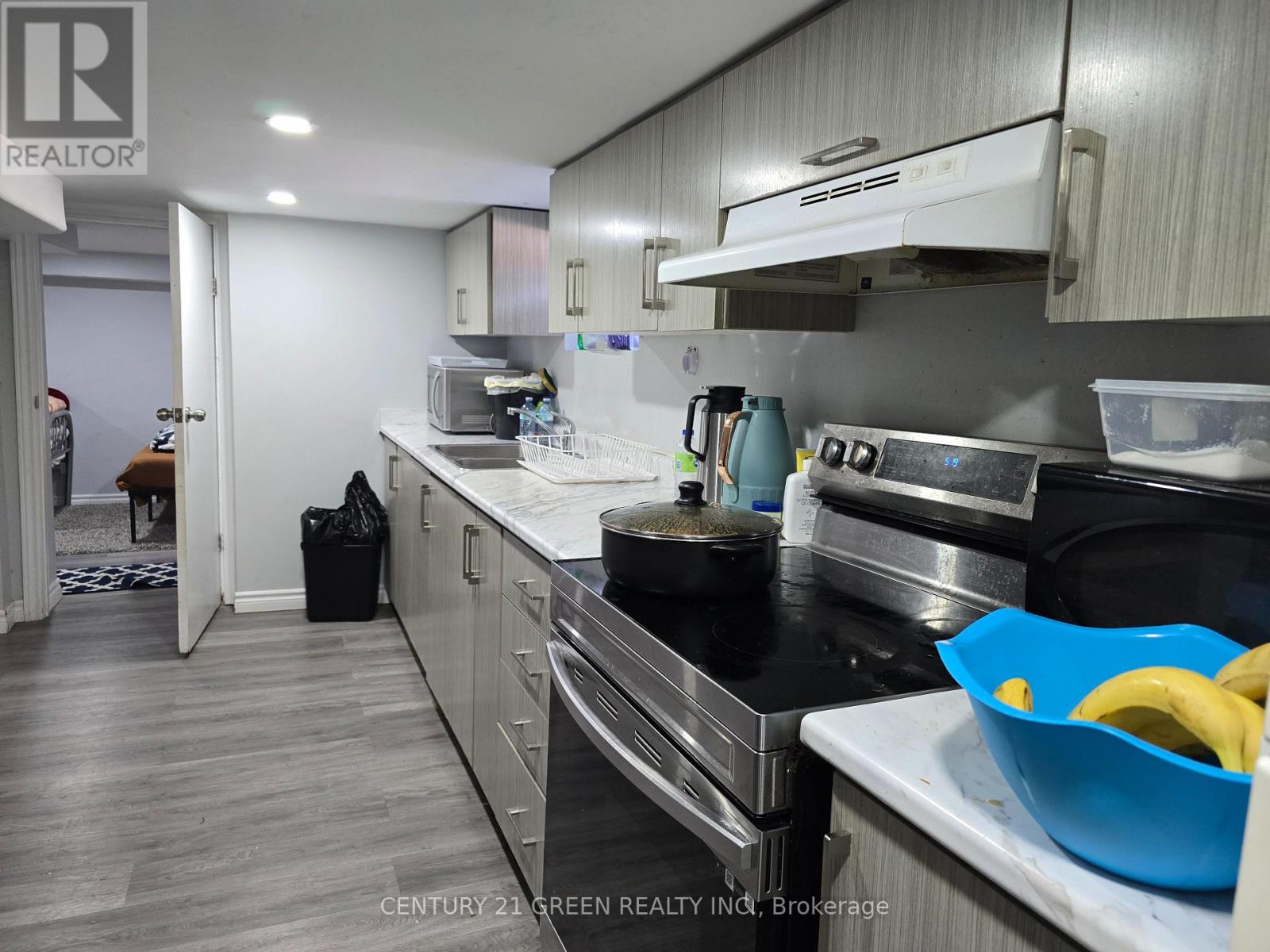 5166 Morrison Street Property Photo 14