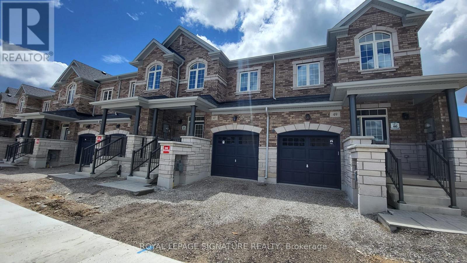 47 Gledhill Crescent Property Photo 2