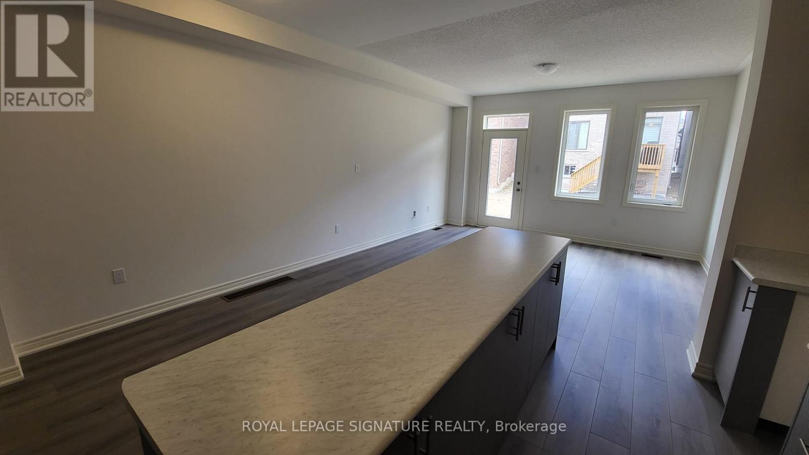47 Gledhill Crescent Property Photo 7