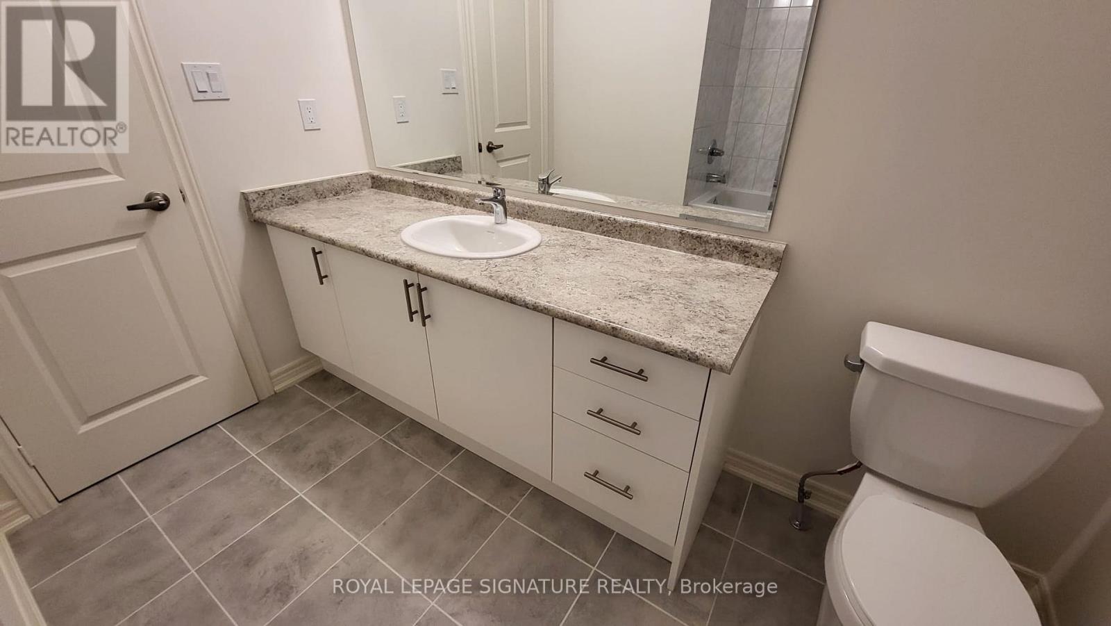 47 Gledhill Crescent Property Photo 17
