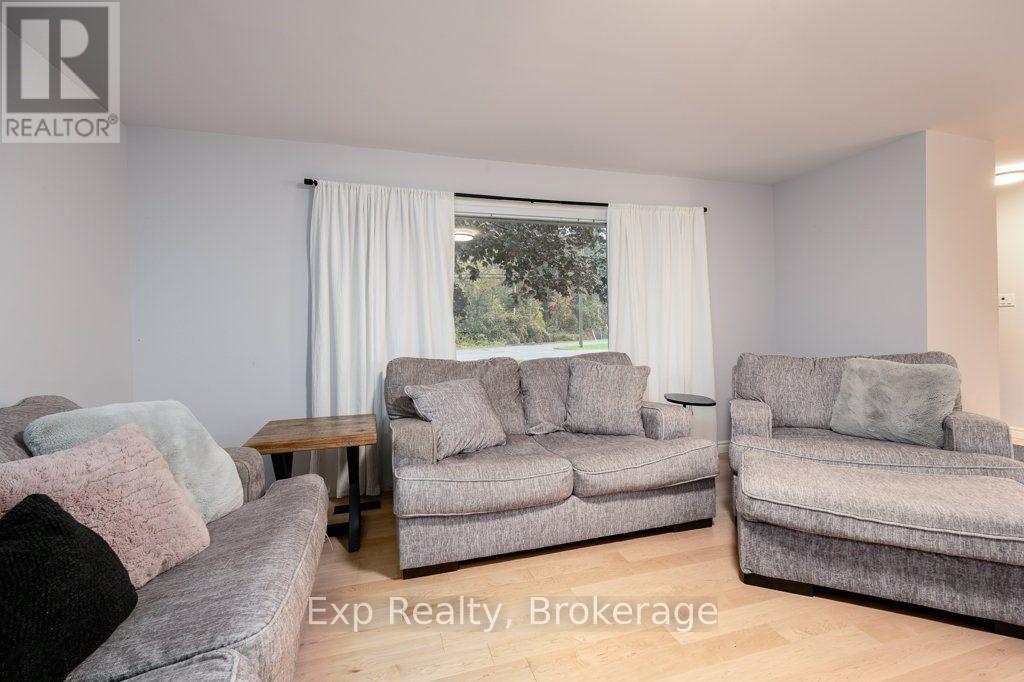 258 Alexander Road Property Photo 11