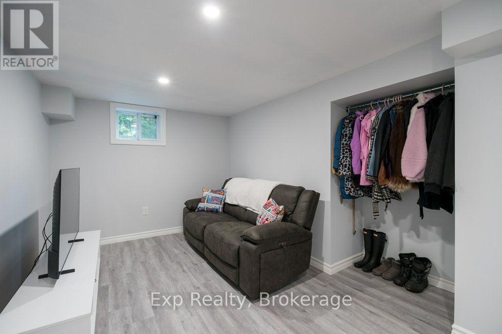 258 Alexander Road Property Photo 26
