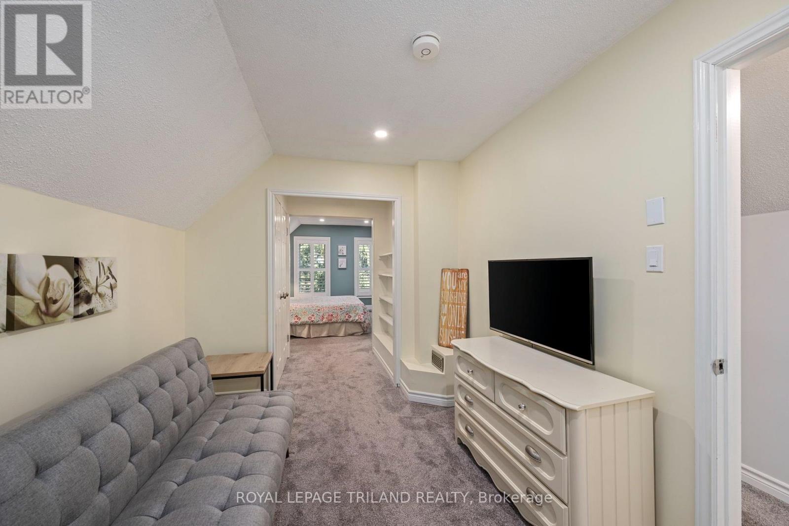 17459 Evelyn Drive Property Photo 39