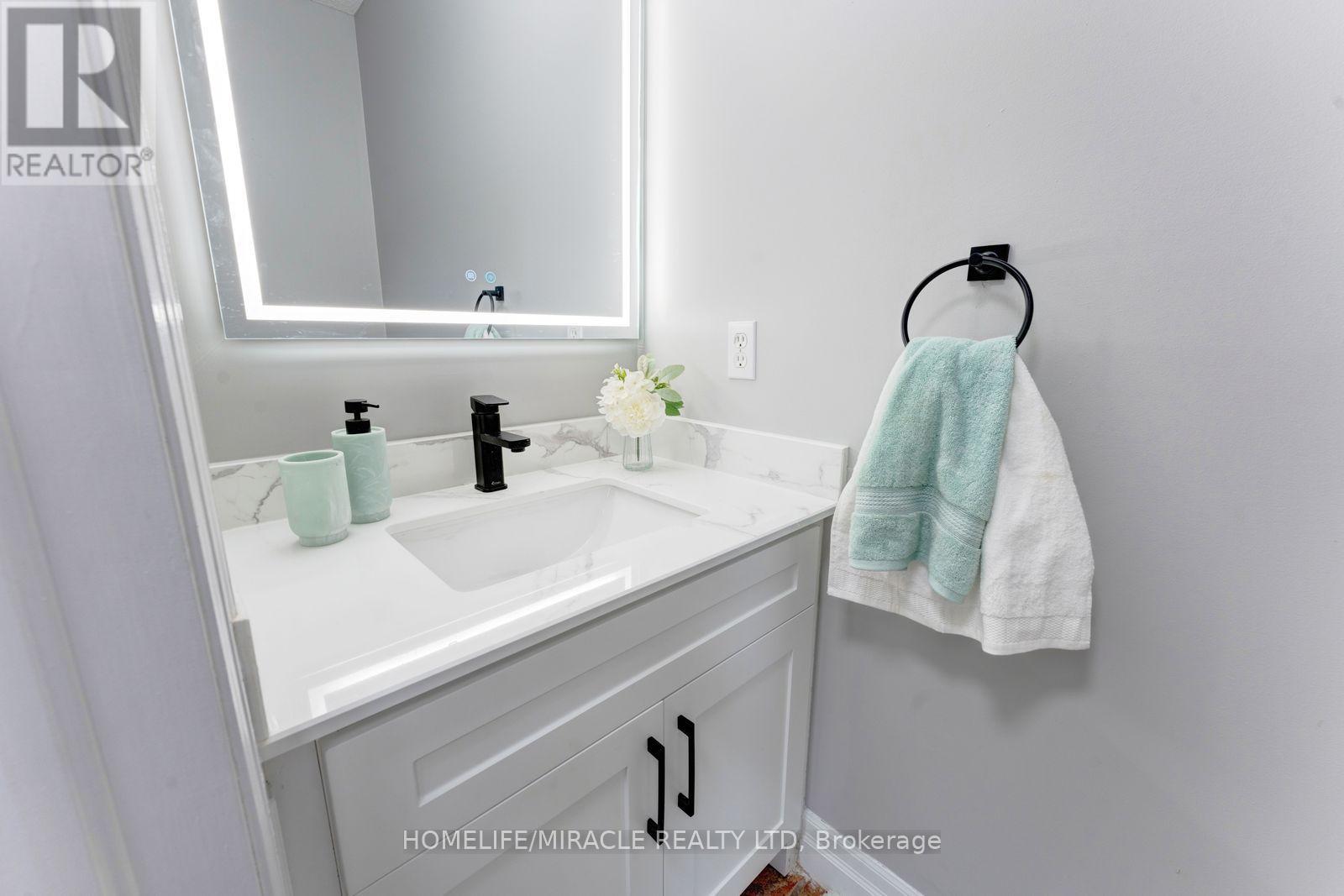 133 Steepleridge Street Property Photo 10