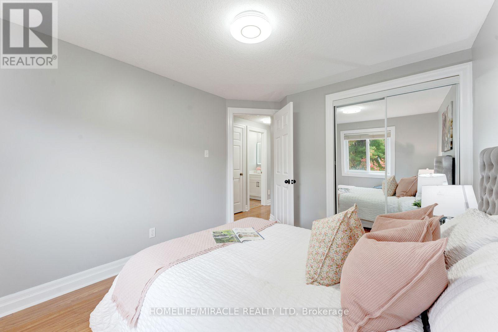 133 Steepleridge Street Property Photo 35