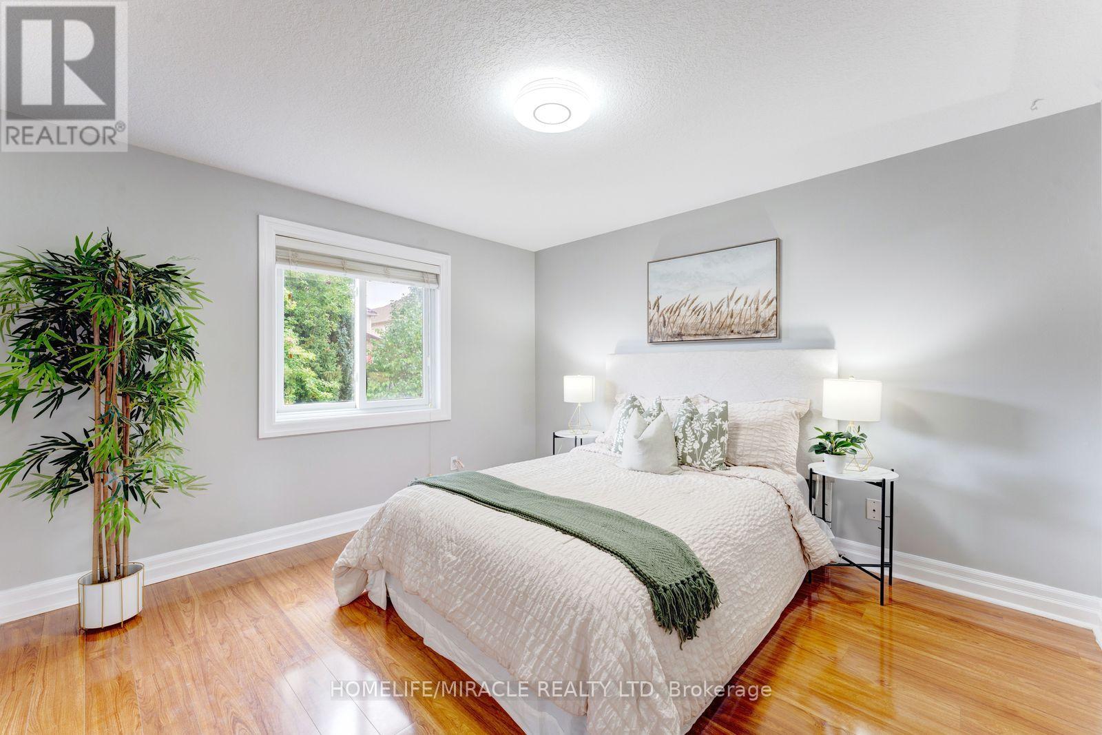 133 Steepleridge Street Property Photo 36