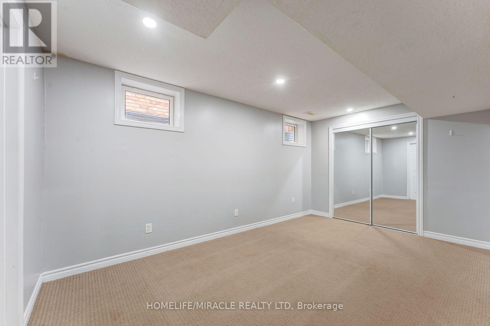 133 Steepleridge Street Property Photo 44