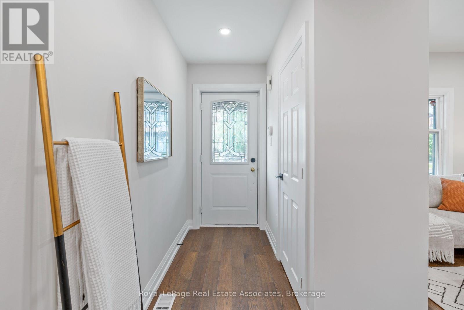 Upper - 23 Somerset Avenue Property Photo 2