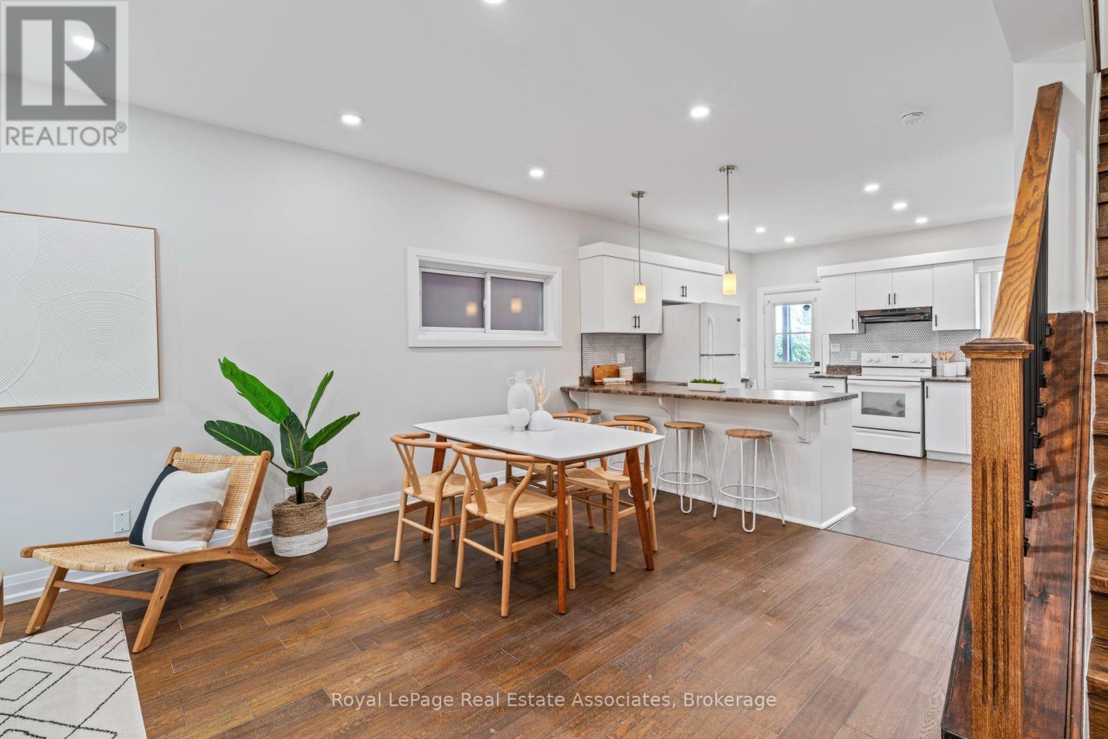 Upper - 23 Somerset Avenue Property Photo 3