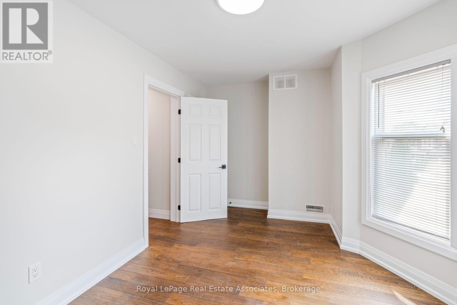 Upper - 23 Somerset Avenue Property Photo 12