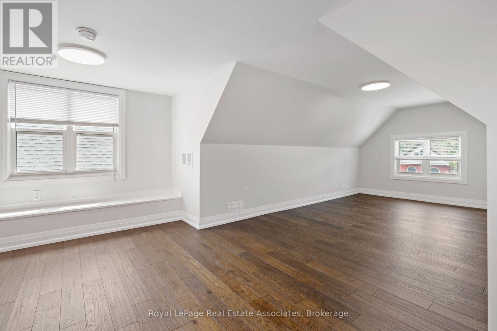 Upper - 23 Somerset Avenue Property Photo 18